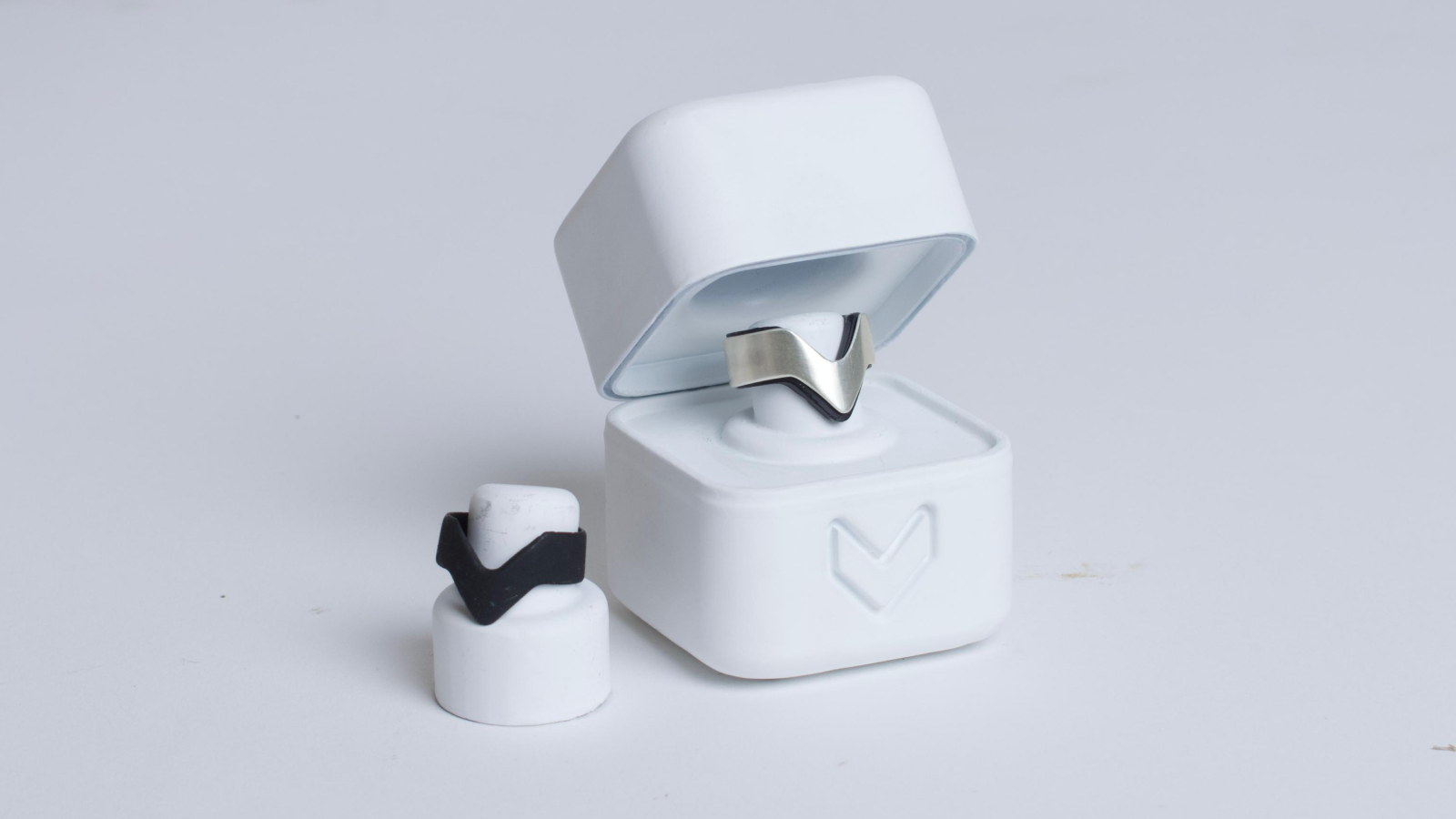 VITA Ring final design — render 5